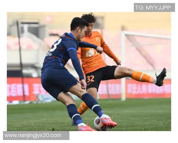 武汉足球队在总决赛中的速度优势分析与表现点评