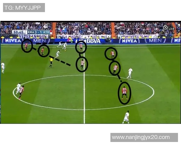 深圳网球队与上海网球队赛后复盘团队协作的成功与不足分析